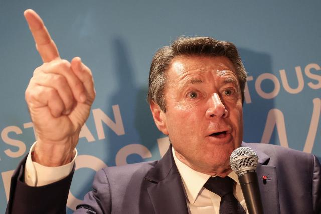 Incumbent mayor of Nice and candidate to his re-election Christian Estrosi gestures as he delivers a speech following the results of the first round of France's 2026 municipal elections in Nice, southeastern France on March 15, 2026. (Photo by Valery HACHE / AFP)