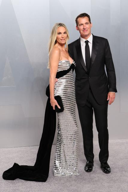 US actress and model Molly Sims and US producer Scott Stuber attends the Vanity Fair Oscar Party at the Los Angeles County Museum of Art (LACMA) in Los Angeles on March 15, 2026. (Photo by Jean Baptiste Lacroix / AFP)