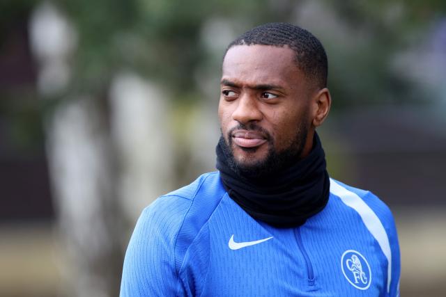 Chelsea's English defender #04 Tosin Adarabioyo arrives to take part in a team training session at the Chelsea training ground in Cobham, west of London on March 16, 2026, on the eve of their UEFA Champions League, Last 16 second leg football match against Paris Saint-Germain (PSG). (Photo by Toby Shepheard / AFP)