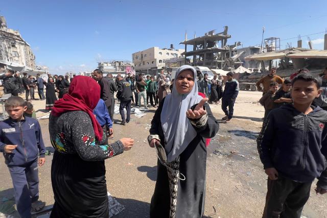 A displaced Palestinian woman reacts as she arrives at the site targeted by Israeli warplanes, in the Jabalia refugee camp in the northern Gaza Strip on March 16, 2026. Gaza's health ministry, which operates under Hamas authority, says at least 663 Palestinians have been killed since the start of the truce October 10, 2025. The Israeli military says at least five of its soldiers have been killed in the same period since October 10. (Photo by Bashar Taleb / AFP)