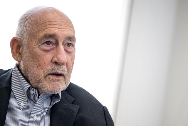 US economist Joseph Stiglitz, winner of the Sveriges Riksbank Prize in Economic Sciences in Memory of Alfred Nobel, speaks during an interview with AFP in Geneva on March 16, 2026. The war in the Middle East has put the United States at high risk of falling into dreaded stagflation, Stiglitz told AFP. (Photo by Fabrice COFFRINI / AFP)