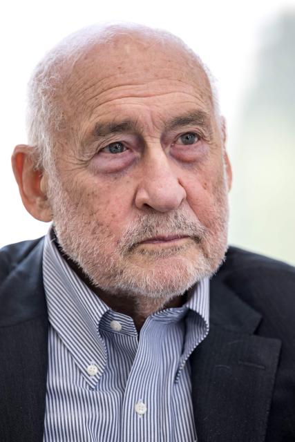 US economist Joseph Stiglitz, winner of the Sveriges Riksbank Prize in Economic Sciences in Memory of Alfred Nobel, speaks during an interview with AFP in Geneva on March 16, 2026. The war in the Middle East has put the United States at high risk of falling into dreaded stagflation, Stiglitz told AFP. (Photo by Fabrice COFFRINI / AFP)