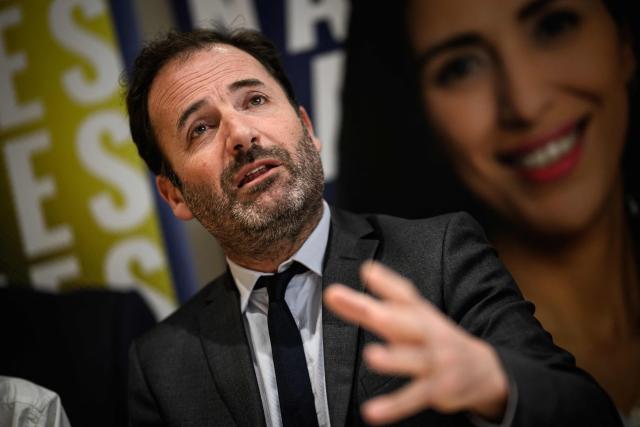 Les Republicains (LR) right wing party candidate for Mayor of Nantes, Foulques Chombart de Lauwe attends a press conference a few days before the second round of France's 2026 municipal elections in Nantes, western France on March 17, 2026. (Photo by Loic VENANCE / AFP)