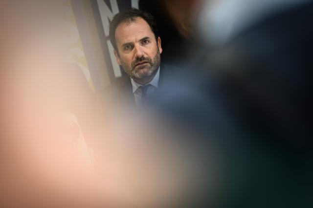Les Republicains (LR) right wing party candidate for Mayor of Nantes, Foulques Chombart de Lauwe attends a press conference a few days before the second round of France's 2026 municipal elections in Nantes, western France on March 17, 2026. (Photo by Loic VENANCE / AFP)
