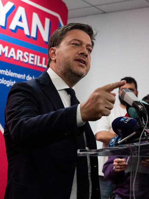 Marseille's incumbent mayor and broad left-wing coalition Printemps Marseillais candidate for re-election Benoit Payan gives a press conference two days after the first round of France's 2026 municipal elections in Marseille, southern France, on March 17, 2026. A hard-left candidate for mayor of France's second city of Marseille announced on March 17, 2026 he was dropping out of the second-round election runoff in a setback to the anti-immigration party of Marine Le Pen. (Photo by Elodie CLEMENT / AFP)