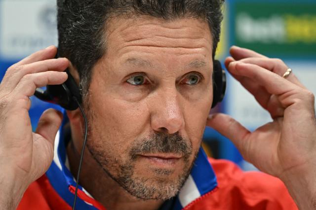 Atletico Madrid's Argentinian coach Diego Simeone attends a press conference at Tottenham Hotspur Stadium in north London, on March 17, 2026, on the eve of their UEFA Champions League last 16 second leg football match against Tottenham Hotspur. (Photo by JUSTIN TALLIS / AFP)