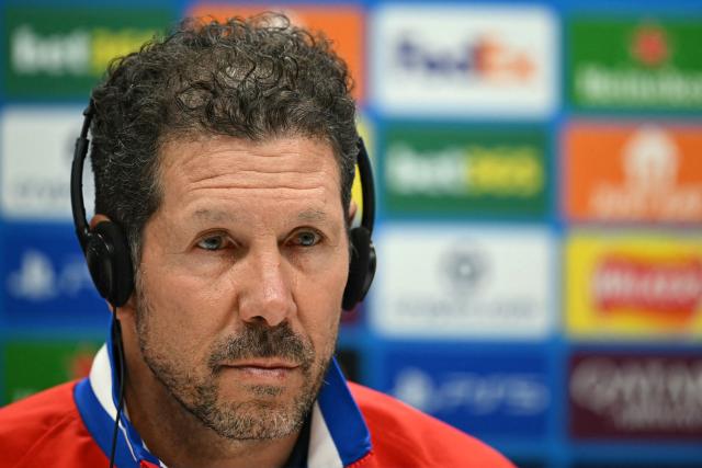 Atletico Madrid's Argentinian coach Diego Simeone attends a press conference at Tottenham Hotspur Stadium in north London, on March 17, 2026, on the eve of their UEFA Champions League last 16 second leg football match against Tottenham Hotspur. (Photo by JUSTIN TALLIS / AFP)