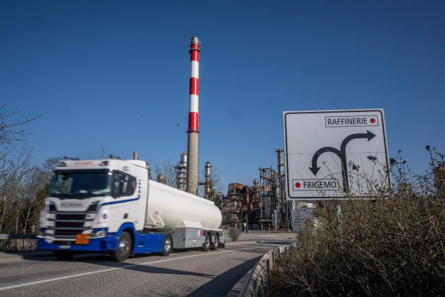 This photograph shows the Cressier's refinery operated by Varopreem, Switzerland’s only oil refinery still in operation, in Cressier on March 18, 2026. The US-Israeli war on Iran has expanded across the Gulf and beyond, upending global energy markets and trade, and virtually halting traffic in the Strait of Hormuz, through which a fifth of the world's crude oil travels. (Photo by Fabrice COFFRINI / AFP)