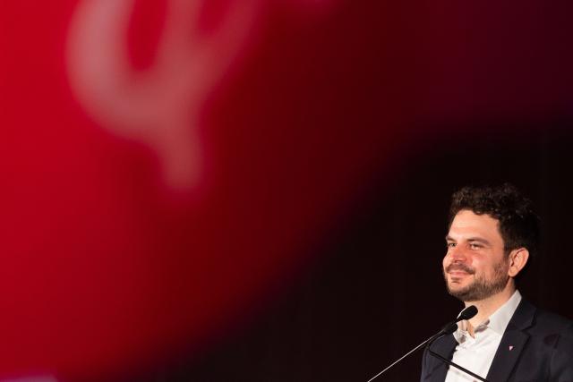 La France Insoumise (LFI) top candidate in the first round of Strasbourg's municipal election Florian Kobryn, who is now supporting incumbent mayor of Strasbourg and Les Ecologistes candidate for re-election Jeanne Barseghian in the second run, speaks during a campaign rally in Strasbourg on March 19, 2026, ahead of the second round of France's municipal elections. Barseghian reached an agreement with Left-wing La France Insoumise (LFI) for the second round. (Photo by ROMEO BOETZLE / AFP)