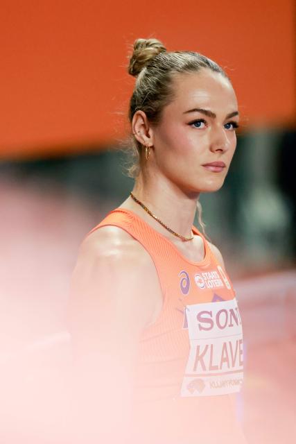 Netherlands' Lieke Klaver looks on prior to the women's 400 metres semi-final heat 3 during the World Athletics Indoor Championships Kujawy Pomorze 2026 in Torun, Poland on March 20, 2026. (Photo by Wojtek RADWANSKI / AFP)
