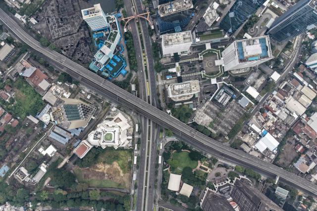 Main roads look deserted during Eid al-Fitr, marking the end of the holy month of Ramadan, in Jakarta on March 21, 2026, as Muslims travel to their hometowns to gather with their families. (Photo by BAY ISMOYO / AFP)