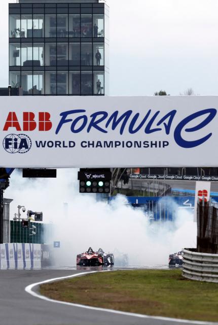 Drivers compete in the 2026 FIA Formula E World Championship Madrid E-Prix at the Jarama circuit in San Sebastian de los Reyes, near Madrid on March 21, 2026. Formula E, officially the FIA Formula E World Championship, is a class of auto racing, using only electric-powered cars. (Photo by Oscar DEL POZO / AFP)