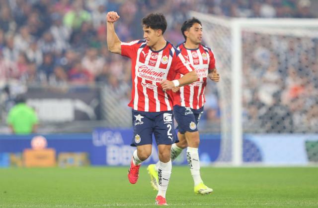Guadalajara's defender #21 Jose Castillo celebrates after scoring his team's second goal during the Liga MX Clausura football match between Monterrey and Guadalajara at the BBVA Stadium in Monterrey, Mexico, on March 21, 2026. (Photo by Julio Cesar AGUILAR / AFP)