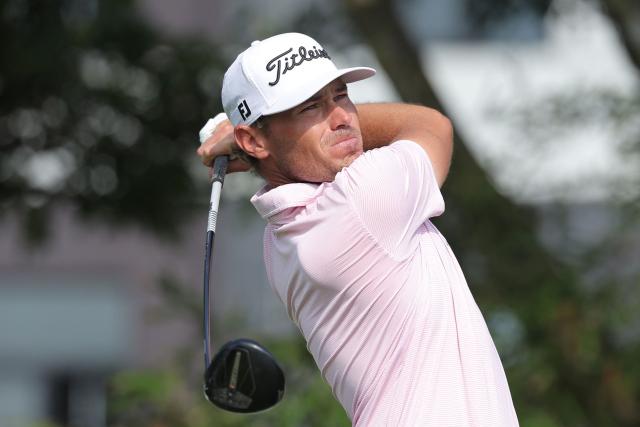 Jordan Gumberg of the US hits a shot during the final round of the DP World Tour Hainan Classic golf tournament at the Mission Hills golf course in Haikou, in China’s southern Hainan province on March 22, 2026. (Photo by CN-STR / AFP) / China OUT