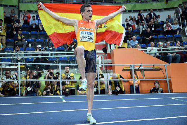 Spain's Mariano García celebrates winning the men's final 1500 metres event during the World Athletics Indoor Championships Kujawy Pomorze 2026 in Torun, Poland on March 22, 2026. (Photo by Kirill KUDRYAVTSEV / AFP)