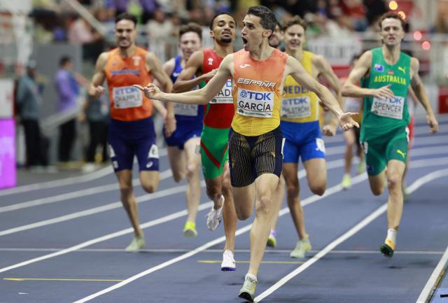Netherlands' Samuel Chapple (L), USA's Nathan Green, Portugal's Isaac Nader (L), Spain's Mariano García and Australia's Adam Spencer compete in the men's final 1500 metres event during the World Athletics Indoor Championships Kujawy Pomorze 2026 in Torun, Poland on March 22, 2026. (Photo by Wojtek RADWANSKI / AFP)