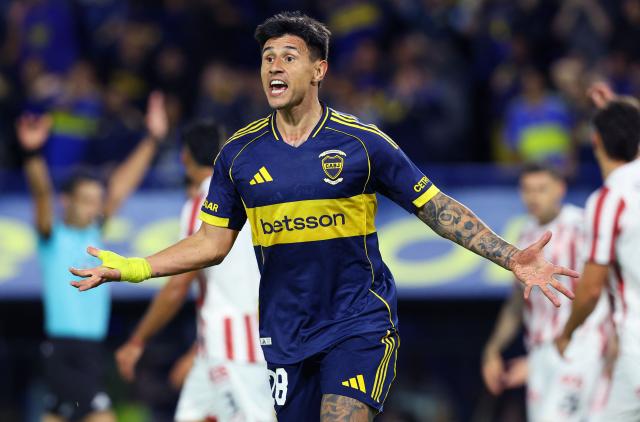 Boca Juniors' Paraguayan forward #28 Adam Bareiro gestures during the Argentine Professional Football League 2026 Apertura Tournament match between Boca Juniors and Instituto de Cordoba at La Bombonera Stadium in Buenos Aires on March 22, 2026. (Photo by ALEJANDRO PAGNI / AFP)