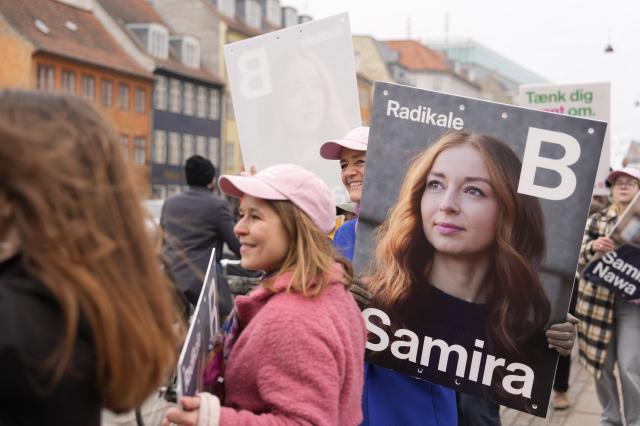 Social Liberal Party former EU Commissioner Margrethe Vestager (C) campaigns at Christianshavns Torv in Copenhagen on March 24, 2026. (Photo by Rasmus Flindt Pedersen / Ritzau Scanpix / AFP) / Denmark OUT