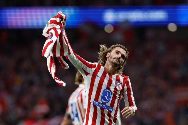 (FILES) Atletico Madrid's French forward #07 Antoine Griezmann celebrates scoring their third goal and his 200th goal during the UEFA Champions League, league Phase - matchday 2 football match between Club Atletico de Madrid and Eintracht Frankfurt at the Metropolitano stadium in Madrid on September 30, 2025. Antoine Griezmann will leave Atletico Madrid for MLS side Orlando City at the end of the 2025-2026 season, the two clubs announced on March 24, 2026. (Photo by Oscar DEL POZO / AFP)
