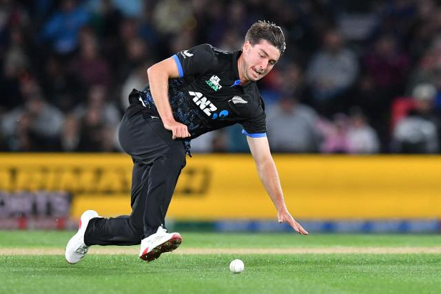 New Zealand's Zakary Foulkes fields the ball during the fifth Twenty20 international cricket match between New Zealand and South Africa at Hagley Oval in Christchurch on March 25, 2026. (Photo by Sanka Vidanagama / AFP)