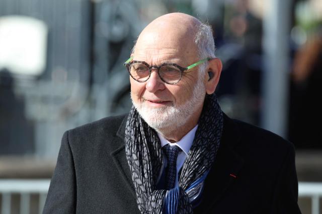Former National Secreatry of the French Communist Party Robert Hue arrives at a national tribute to former French Prime Minister Lionel Jospin at the Hotel des Invalides in Paris on March 26, 2026. Born on July 12, 1937, former French prime minister Lionel Jospin, a Socialist who introduced the 35-hour work week and civil partnerships for gay couples, has died aged 88, his family said on March 23, 2026. (Photo by Ludovic MARIN / AFP)