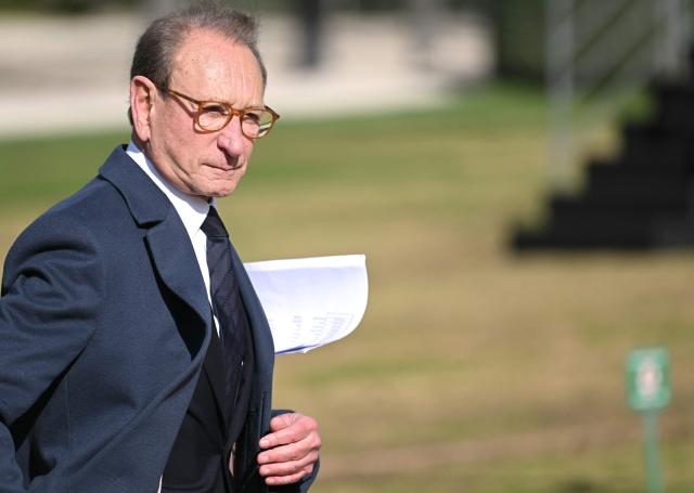 Former mayor of Paris Bertrand Delanoë arrives at a national tribute to former French Prime Minister Lionel Jospin at the Hotel des Invalides in Paris on March 26, 2026. Born on July 12, 1937, former French prime minister Lionel Jospin, a Socialist who introduced the 35-hour work week and civil partnerships for gay couples, has died aged 88, his family said on March 23, 2026. (Photo by Bertrand GUAY / AFP)