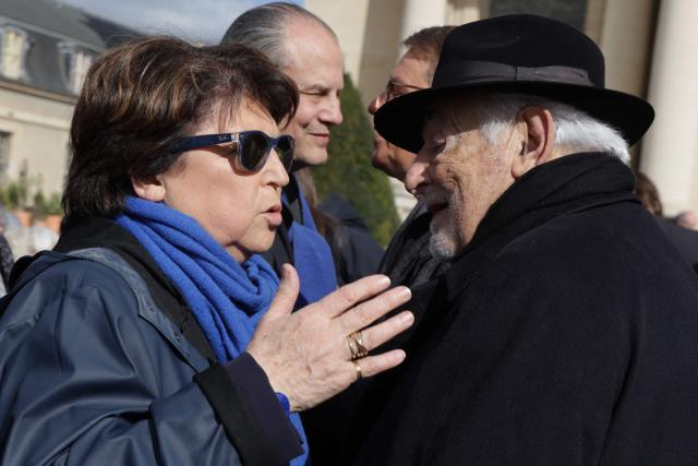 Former Minister and former First Secretary of the Socialist Party Martine Aubry (L) speaks with Former French Minister and International Monetary Fund's chairman Dominique Strauss-Kahn as they arrive at a national tribute to former French Prime Minister Lionel Jospin at the Hotel des Invalides in Paris on March 26, 2026. Born on July 12, 1937, former French prime minister Lionel Jospin, a Socialist who introduced the 35-hour work week and civil partnerships for gay couples, has died aged 88, his family said on March 23, 2026. (Photo by Ludovic MARIN / AFP)
