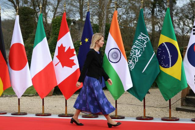 EU High Representative and Vice-President for Foreign Affairs and Security Policy Kaja Kallas arrives for a G7 Foreign Ministers' meeting with Partner Countries for talks on Russia's war in Ukraine and the Middle East situation at the Vaux-de-Cernay Abbey in Cernay-la-Ville outside Paris, on March 26, 2026. Foreign ministers from the G7 will take part part in a two-day meeting with European nations and allies seeking to narrow differences with the US on the Middle East war while keeping other crises like Ukraine and Gaza high on the agenda. (Photo by Alain JOCARD / AFP)