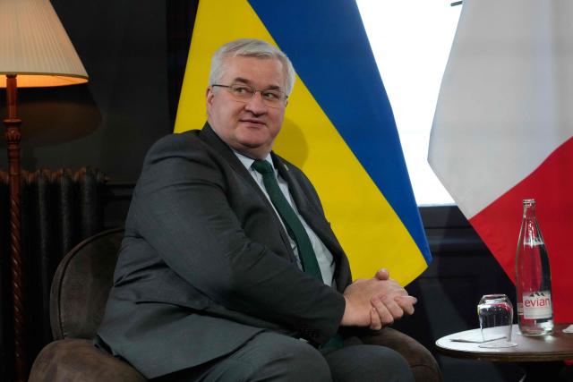 Ukraines Foreign Affairs Minister Andrii Sybiha  meets with France's Foreign Affairs minister during a bilateral meeting on the sidelines of the G7 Foreign Ministers' meeting with Partner Countries at the Vaux-de-Cernay Abbey in Cernay-la-Ville outside Paris, on March 26, 2026. Foreign ministers from the G7 will take part part in a two-day meeting with European nations and allies seeking to narrow differences with the US on the Middle East war while keeping other crises like Ukraine and Gaza high on the agenda. (Photo by Michel Euler / POOL / AFP)