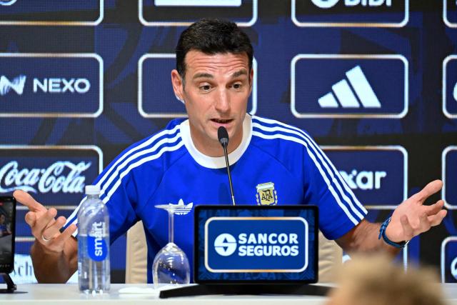 Argentina's head coach Lionel Scaloni speaks during a press conference in Ezeiza, Buenos Aires province on March 26, 2026. Argentina will play a friendly match against Mauritania on March 27 at the La Bombonera Stadium in Buenos Aires. (Photo by Luis ROBAYO / AFP)