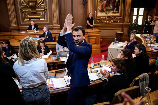 Newly re-elected Lyon mayor Gregory Doucet getures during the inaugural city council session in Lyon, central-eastern France, on March 27, 2026. (Photo by OLIVIER CHASSIGNOLE / AFP)