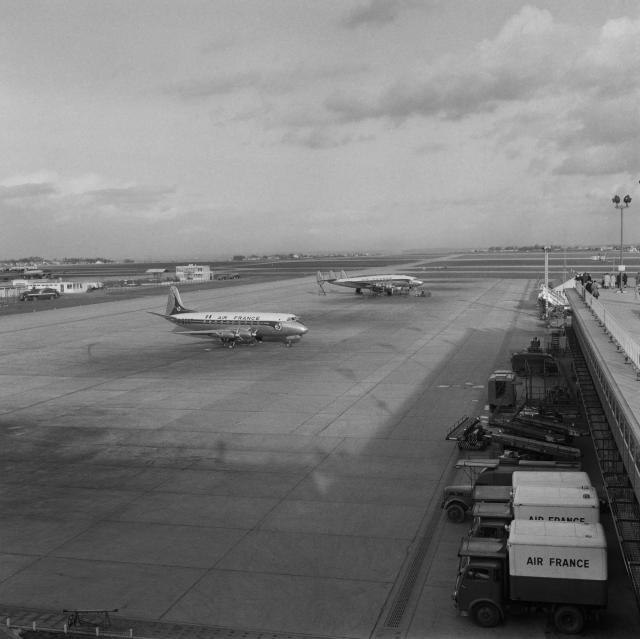 (FILES) Air France planes are parked on the tarmac at Orly Airport on February 14, 1957, during a strike by Air France ground staff. Air France is leaving Paris Orly Airport on March 28, 2026 to refocus its operations on Roissy Paris-Charles de Gaulle Airport, which will continue to serve routes to Nice, Toulouse and Marseille. The last flight bearing the French airline’s livery is a Nice-Paris service due to land at Orly at 9.55 pm, Air France told AFP. (Photo by AFP)