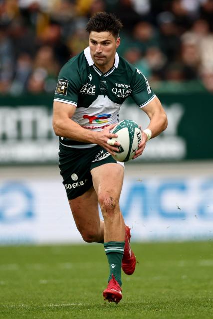 Pau's Australian fullback Jack Maddocks runs with the ball during the French Top14 rugby union match between Section Paloise Bearn Pyrenees (Pau) and Racing92 at Stade du Hameau in Pau, south-western France on March 28, 2026. (Photo by ROMAIN PERROCHEAU / AFP)