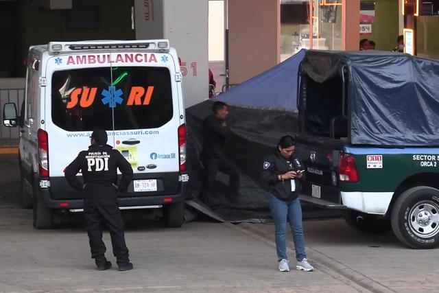 This frame grab from AFPTV footage shows an ambulance where a spectator died after falling from an upper level of the stadium before the friendly football match between Mexico and Portugal at the Banorte (formerly known as Azteca) Stadium in Mexico City on March 28, 2026. “In the VIP section of the Estadio Ciudad de Mexico (Azteca), an intoxicated fan attempted to jump from the second level to the first by climbing over the outer railing, causing him to fall to the ground floor. He was treated by medical personnel but, unfortunately, died,” the Secretariat of Civil Security reported in a statement. (Photo by Ivan CASTANEIRA / AFPTV / AFP)