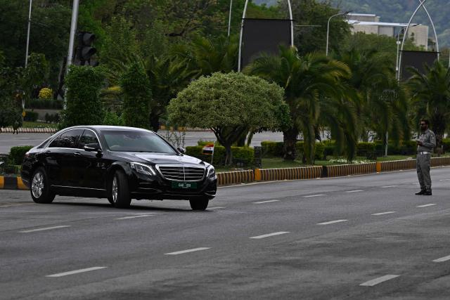 A motorcade of Egyptian Foreign Minister Badr Abdelatty leave the Pakistan’s Foreign Ministry after a meeting with Pakistan's Foreign Minister Ishaq Dar in Islamabad on March 29, 2026. Top diplomats from Riyadh, Cairo and Ankara are due in the Pakistani capital on March 29 and March 30 for "in-depth discussions on a range of issues, including efforts to de-escalate tensions in the region", the Pakistan foreign ministry said. (Photo by Aamir QURESHI / AFP)