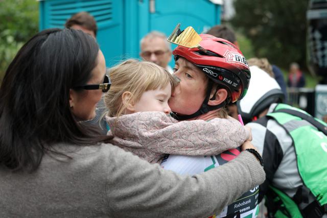 Team Visma-Lease a bike's Danish rider Jonas Vingegaard celebrates with his family winning the 2026 'Volta a Catalunya' cycling tour of Catalonia, after the seventh and last stage, a 95,1 km race between Barcelona and Barcelona, on March 29, 2026. (Photo by Josep LAGO / AFP)