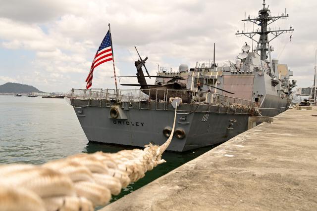 The US Navy Arleigh Burke-class guided-missile destroyer USS Gridley (DDG 101) docks at the Amador cruise terminal in Panama City on March 29, 2026. The ship reached the country alongside the aircraft carrier USS Nimitz as part of the multinational maritime cooperation exercises “Mares del Sur 2026.” (Photo by MARTIN BERNETTI / AFP)