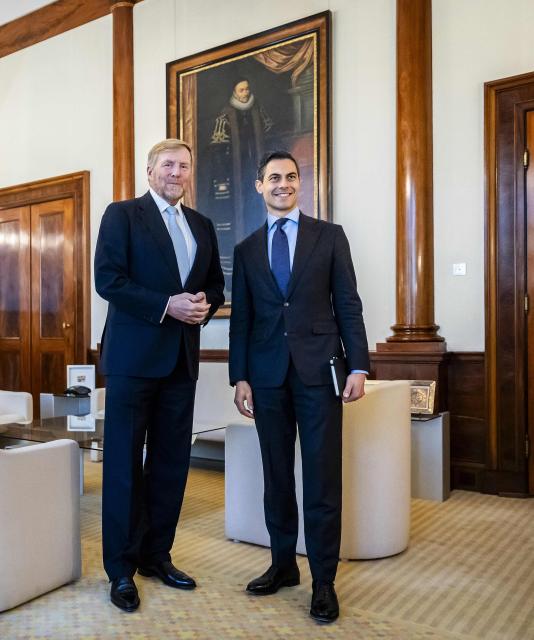 Dutch King Willem-Alexander (L) receives Prime Minister Rob Jetten at Noordeinde Palace in The Hague on March 30, 2026, for their first weekly meeting since the swearing-in of the Jetten cabinet. (Photo by Remko de Waal / ANP / AFP) / Netherlands OUT