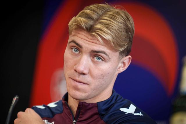 Denmark's forward #09 Rasmus Hojlund addresses a press conference in Copenhagen on March 30, 2026, ahead the team's play-off FIFA World Cup 2026 qualification final football match against Czech Republic to be played in Prague on March 31. (Photo by Liselotte Sabroe / Ritzau Scanpix / AFP) / Denmark OUT
