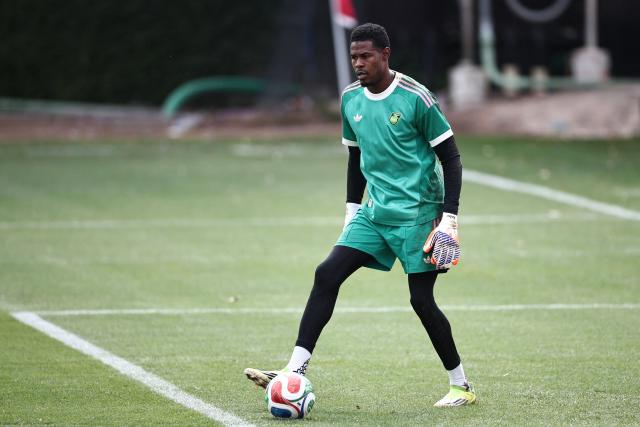 Jamaica’s goalkeeper Andre Blake controls the ball during a training session at the Verde Valle training center in Zapopan, Mexico, on March 30, 2026, ahead of the intercontinental 2026 FIFA World Cup qualifiers playoff match against the Republic of the Congo on March 31, 2026. (Photo by Ulises Ruiz / AFP)
