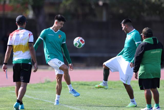 Bolivia's midfielder Gabriel Villamil kicks the ball during a training session in Monterrey, Mexico on March 30, 2026, ahead of the FIFA World Cup qualifiers final playoff football match against Iraq on March 31. (Photo by Julio Cesar AGUILAR / AFP)