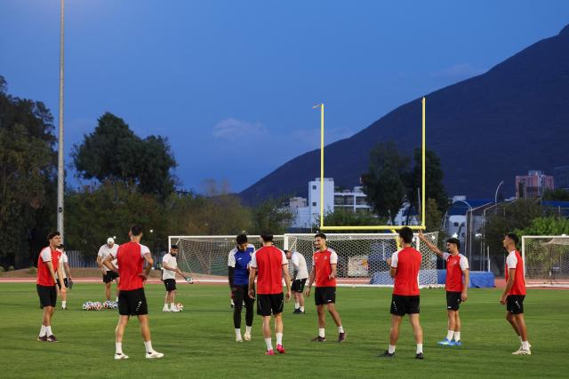 Iraq's players take part in a training session in Monterrey, Mexico on March 30, 2026, ahead of the FIFA World Cup qualifiers final playoff football match against Bolivia on March 31. (Photo by Julio Cesar AGUILAR / AFP)