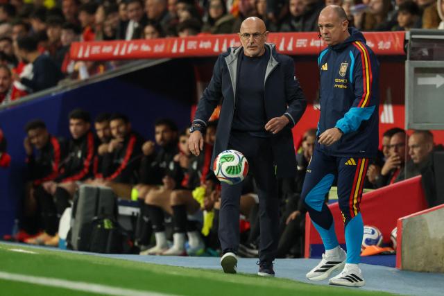 Spain's Spanish coach Luis de la Fuente kicks the ball during the international friendly football match between Spain and Egypt at RCDE Stadium in Cornella de Llobregat, near Barcelona, on March 31, 2026. (Photo by Lluis GENE / AFP)