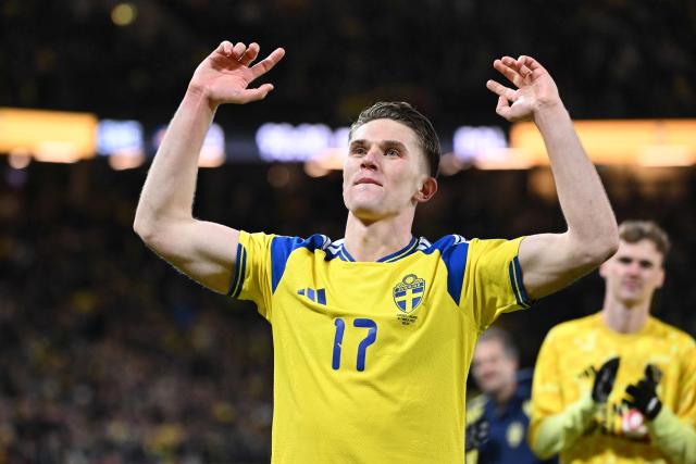 Sweden's forward #17 Viktor Gyokeres celebrates after winning 3:2 the FIFA World Cup 2026 European qualification final football match between Sweden and Poland in Solna, Sweden, on March 31, 2026. (Photo by Jonathan Nackstrand / AFP)