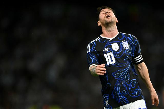 Argentina's forward #10 Lionel Messi reacts during a friendly football match between Argentina and Zambia at La Bombonera stadium in Buenos Aires on March 31, 2026. (Photo by Luis ROBAYO / AFP)