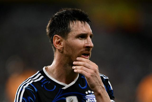 Argentina's forward #10 Lionel Messi gestures during a friendly football match between Argentina and Zambia at La Bombonera stadium in Buenos Aires on March 31, 2026. (Photo by Luis ROBAYO / AFP)