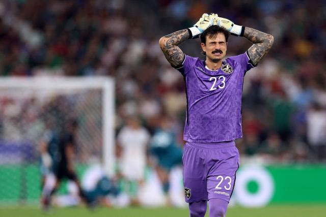 Bolivia's goalkeeper #23 Guillermo Viscarra reacts during the 2026 FIFA World Cup qualifiers final playoff football match between Iraq and Bolivia at the BBVA Stadium in Guadalupe, Nuevo Leon state, Mexico, on March 31, 2026. (Photo by Julio Cesar AGUILAR / AFP)