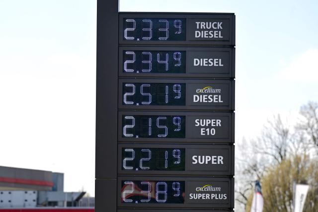 A digital display shows the price of petrol at a Shell petrol station in Muenster on April 1, 2026. Oil and natural gas prices have surged since the end of February 2026, when the United States and Israel began attacking Iran, plunging the Middle East into turmoil. (Photo by Ina FASSBENDER / AFP)