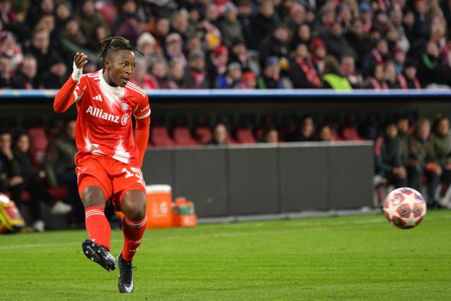 Manchester United's Norwegian forward #15 Celin Bizet plays the ball during the UEFA Women's Champions League, Quarter Final second-leg football match between FC Bayern Munich and Manchester United in Munich on April, 1 2026. (Photo by Markus FISCHER / AFP)