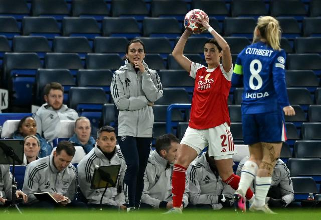 Arsenal's Dutch head coach Renee Slegers watches the players from the touchline during the UEFA Women's Champions League Quarter Final second-leg football match between Chelsea and Arsenal at Stamford Bridge in London on April 1, 2026. (Photo by Ben STANSALL / AFP)